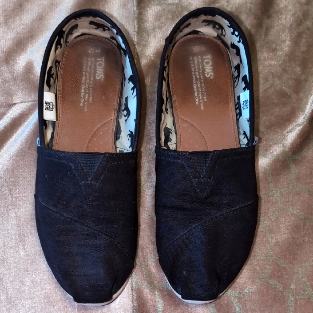 TOMS Women's Classic Black Canvas Shoes